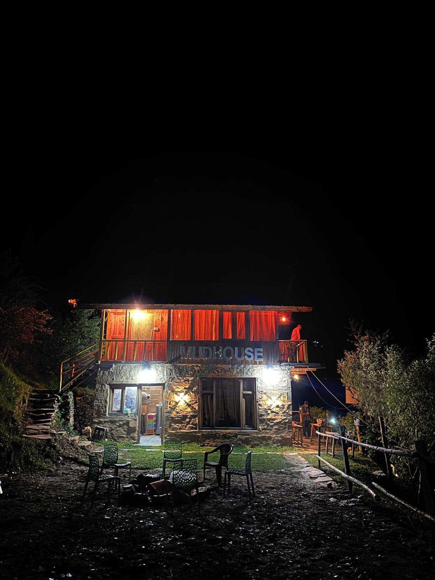 Отель Mudhouse Tandi Jibhi Экстерьер фото